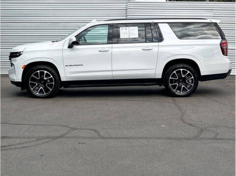 2023 Chevrolet Suburban RST