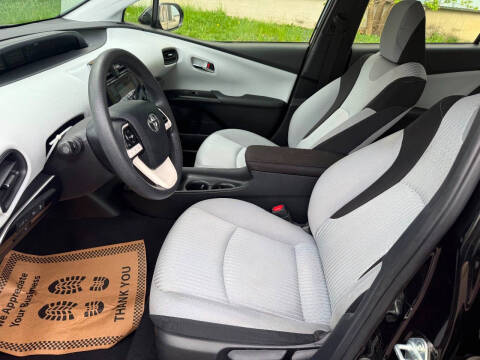 2018 Toyota Prius One