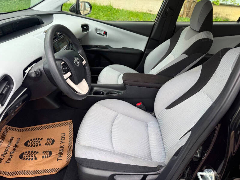 2018 Toyota Prius One