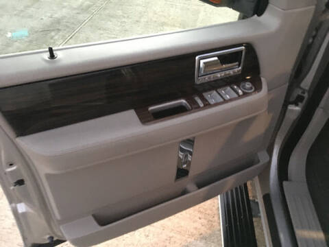 2008 Lincoln Navigator