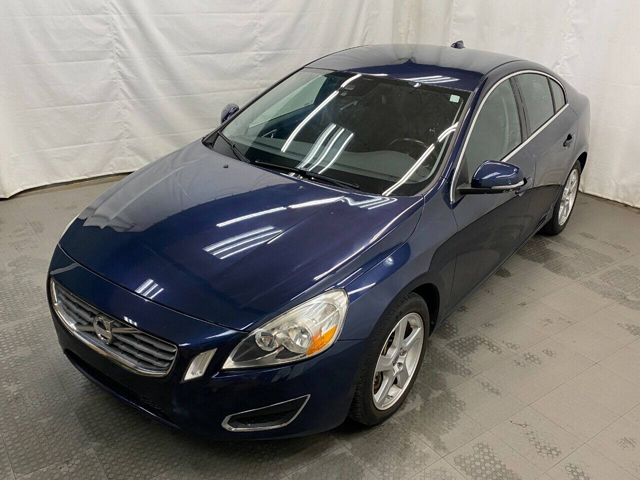 2012 Volvo S60 T5 4dr Sedan - Blue exterior view 5