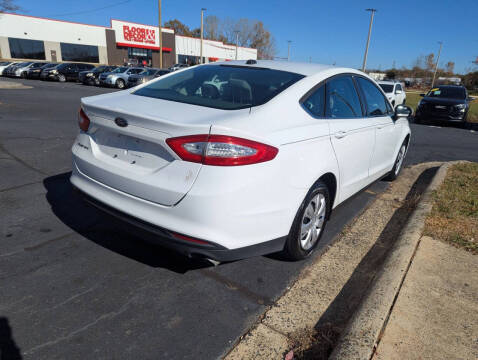 2013 Ford Fusion S