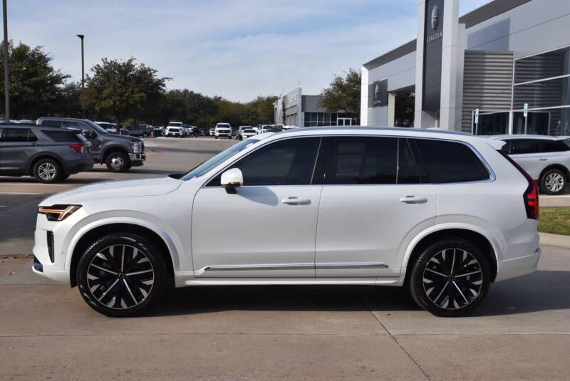 2025 Volvo XC90 B6 Plus Bright Theme 7P