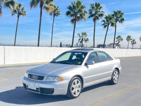 2000 Audi S4