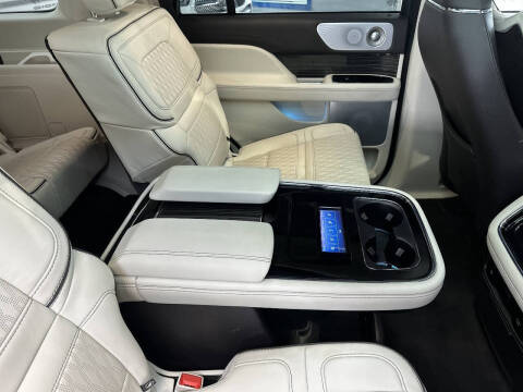 2024 Lincoln Navigator Black Label