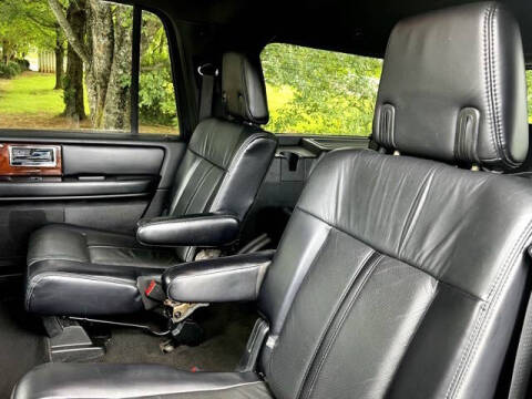 2017 Lincoln Navigator L Select