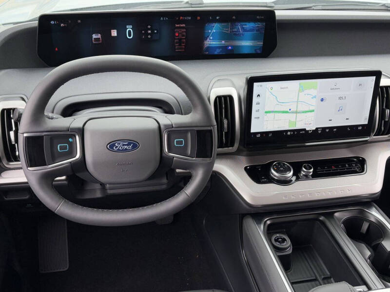 2026 Ford Expedition Active