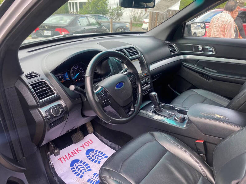 2017 Ford Explorer XLT