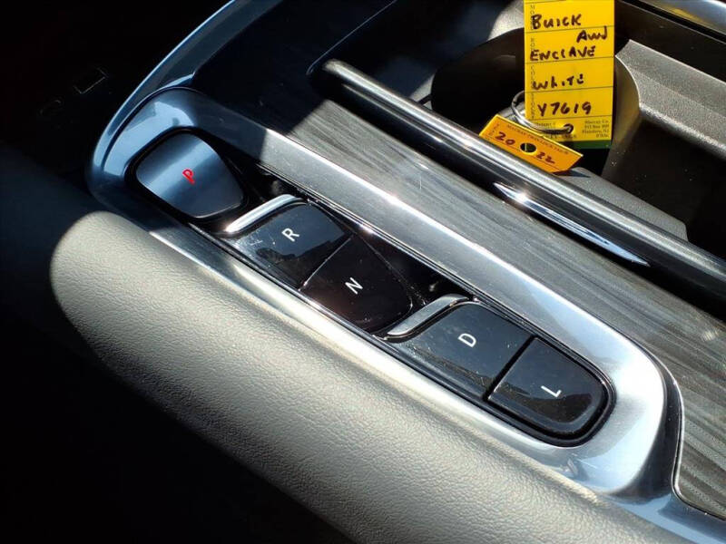 2022 Buick Enclave Essence