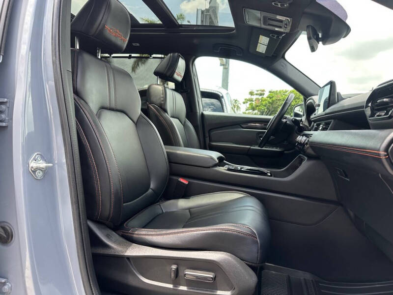2023 Honda Pilot TrailSport