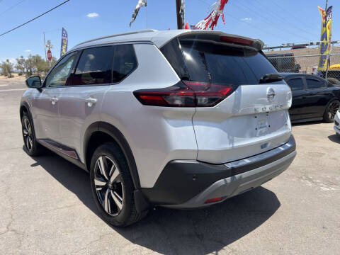 2021 Nissan Rogue SL