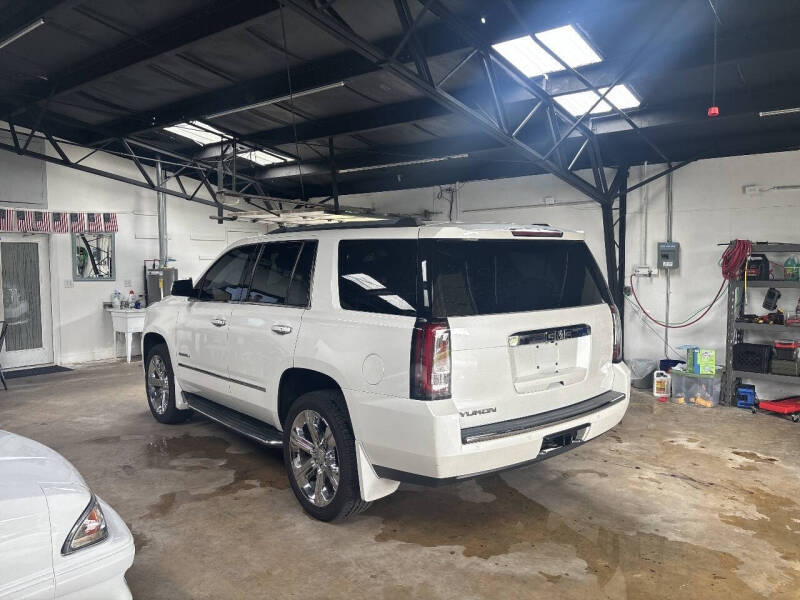 2017 GMC Yukon Denali