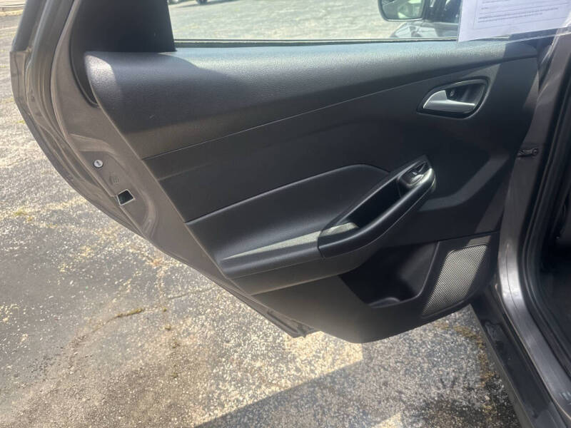 2012 Ford Focus SE