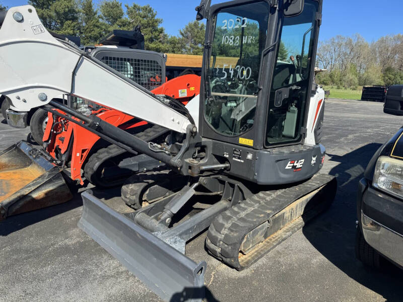 2022 Bobcat E42