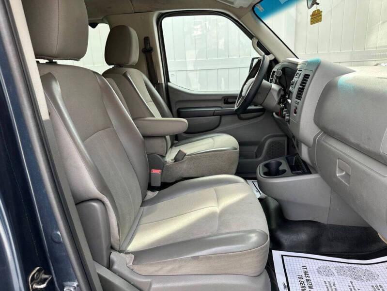 2015 Nissan NV