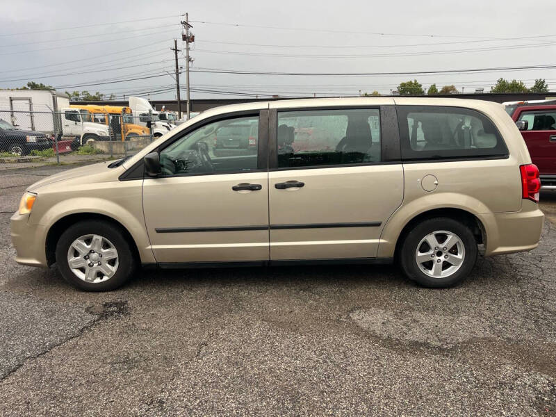 2013 Dodge Grand Caravan American Value Package