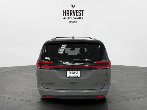 2021 Chrysler Pacifica Touring L