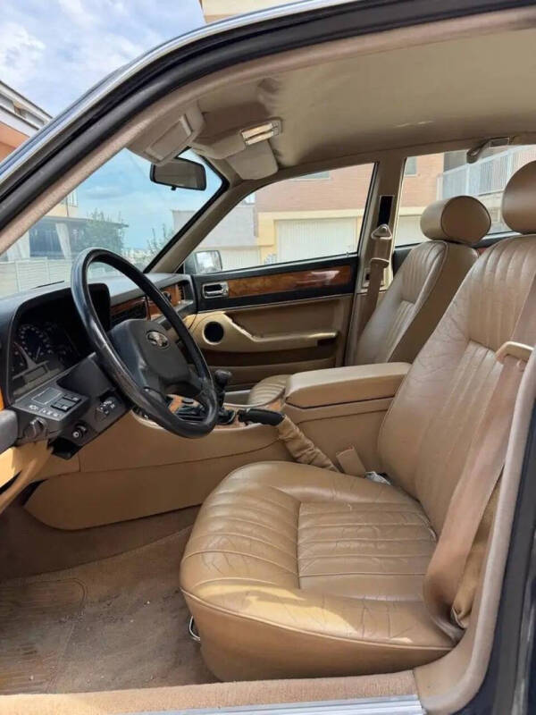 1992 Jaguar XJ