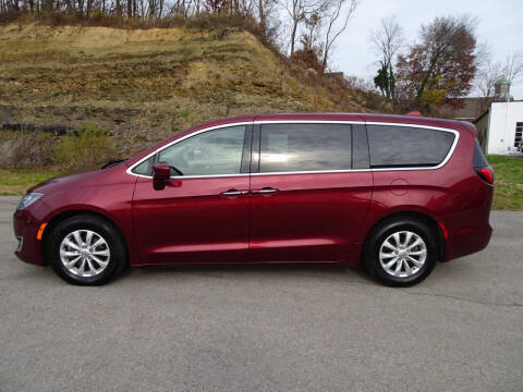 2018 Chrysler Pacifica Touring Plus