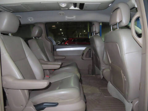 2012 Volkswagen Routan