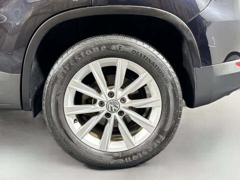 2017 Volkswagen Tiguan 2.0T Limited S