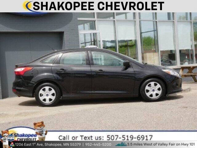 Used 2013 Ford Focus S with VIN 1FADP3E28DL334814 for sale in Shakopee, Minnesota