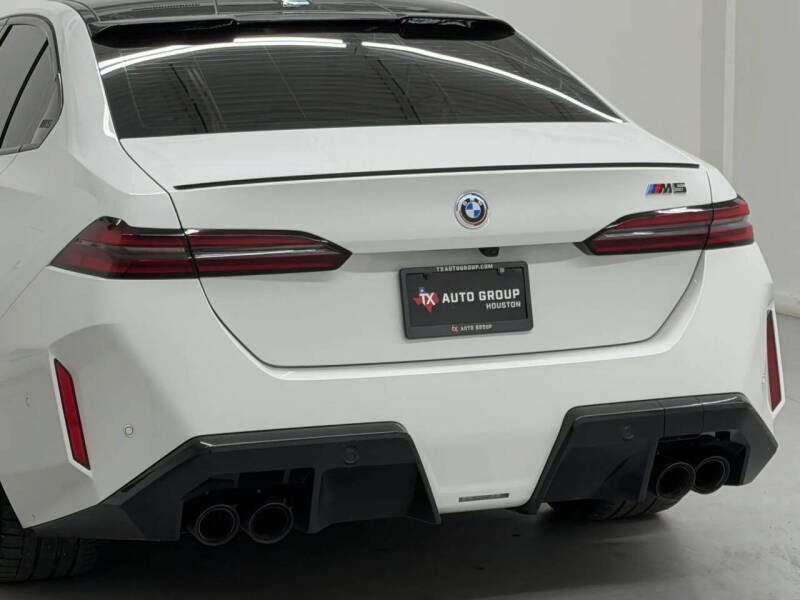 2026 BMW M5