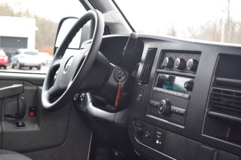 2024 GMC Savana 2500