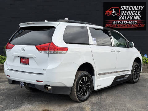 2013 Toyota Sienna XLE Mobility 7-Passenger