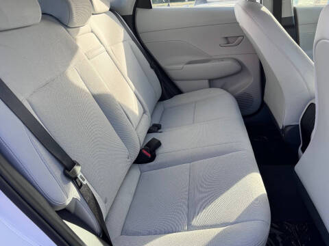 2024 Hyundai Kona SE