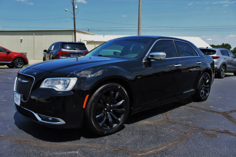 2019 Chrysler 300 for sale at PREMIER AUTO SALES in Carthage MO