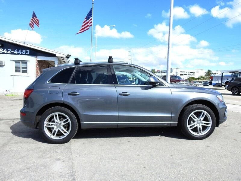 2016 AUDI Q5 SUV / Crossover - $15,900
