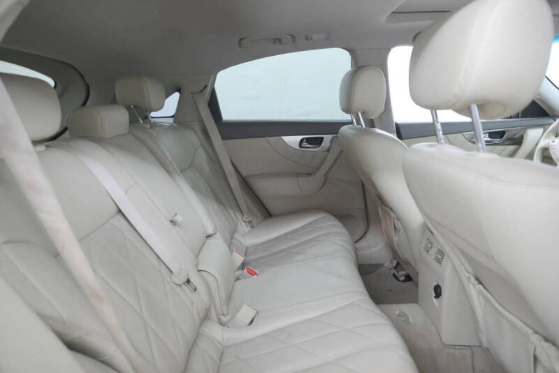 2009 Infiniti FX35