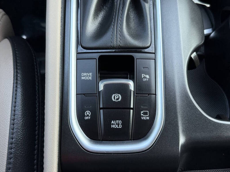 2020 Hyundai Santa Fe Limited 2.0T