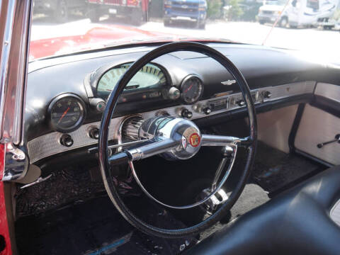 1955 Ford Thunderbird