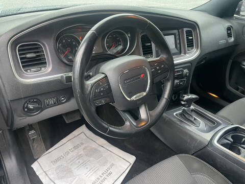 2016 Dodge Charger SE