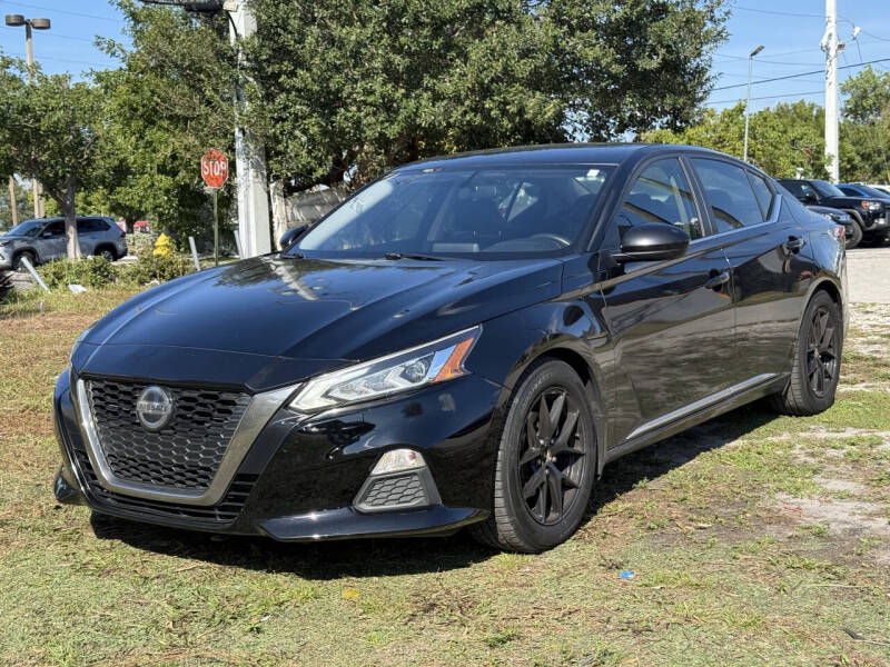 2019 Nissan Altima SR