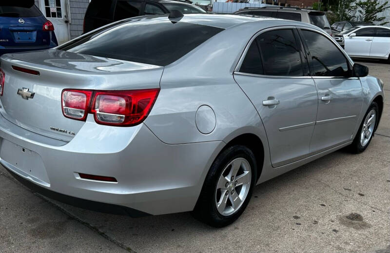 2014 Chevrolet Malibu for sale at Whites Auto Sales in Portsmouth VA