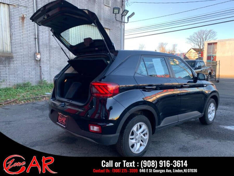 2021 Hyundai Venue SE