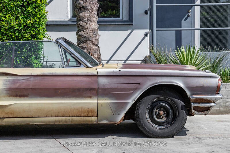 1965 Ford Thunderbird
