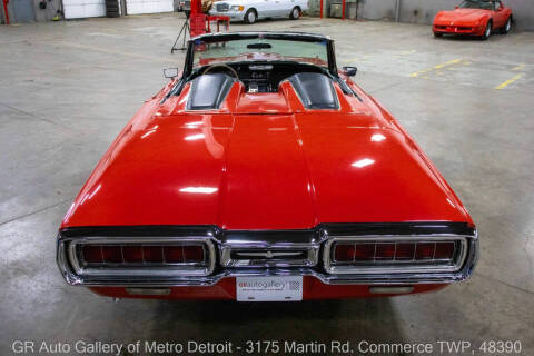 1965 Ford Thunderbird