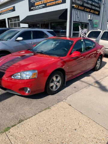 2008 Pontiac Grand Prix for sale at Knowlton Motors, Inc. in Freeport IL