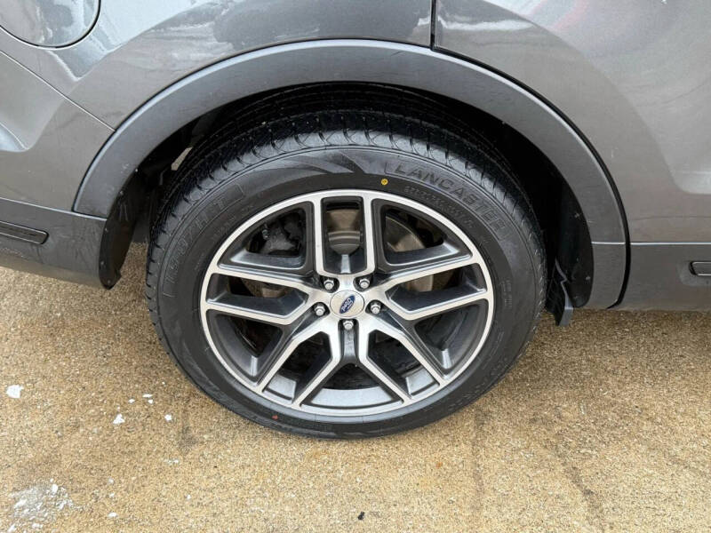 2019 Ford Explorer Sport