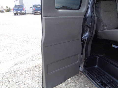 2017 Chevrolet Express LS 2500