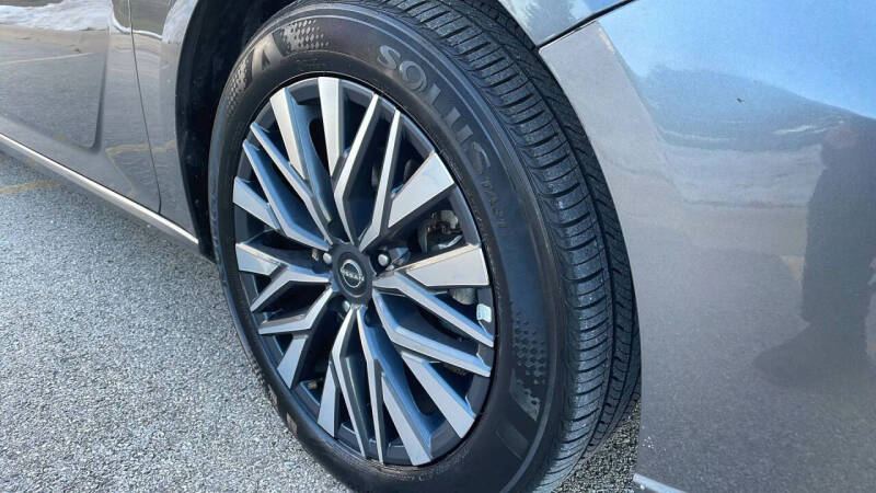 2025 Nissan Altima 2.5 SV