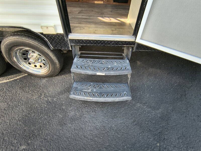 2015 Pacific Coachworks POWERLITE 19EX