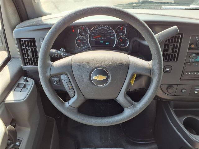 2026 Chevrolet Express 2500