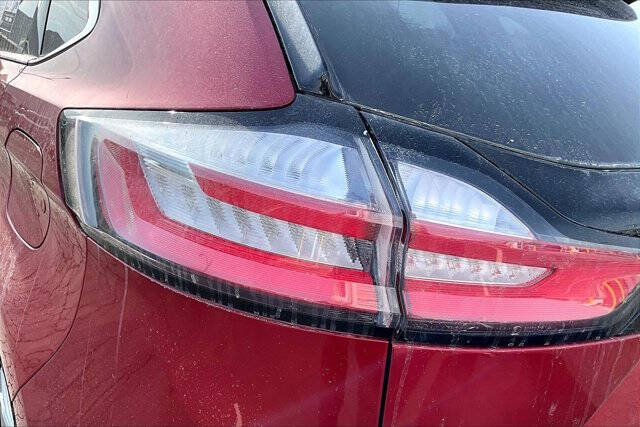 2021 Ford Edge Titanium
