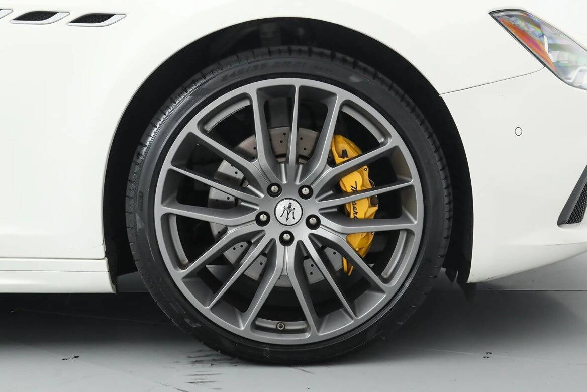 2022 Maserati Ghibli 25