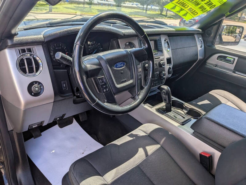 2017 Ford Expedition XLT